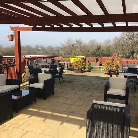 Hunters Lodge Inn Wincanton Exterior foto